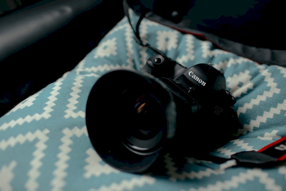 Aparat Canon EOS 6D puzzle online