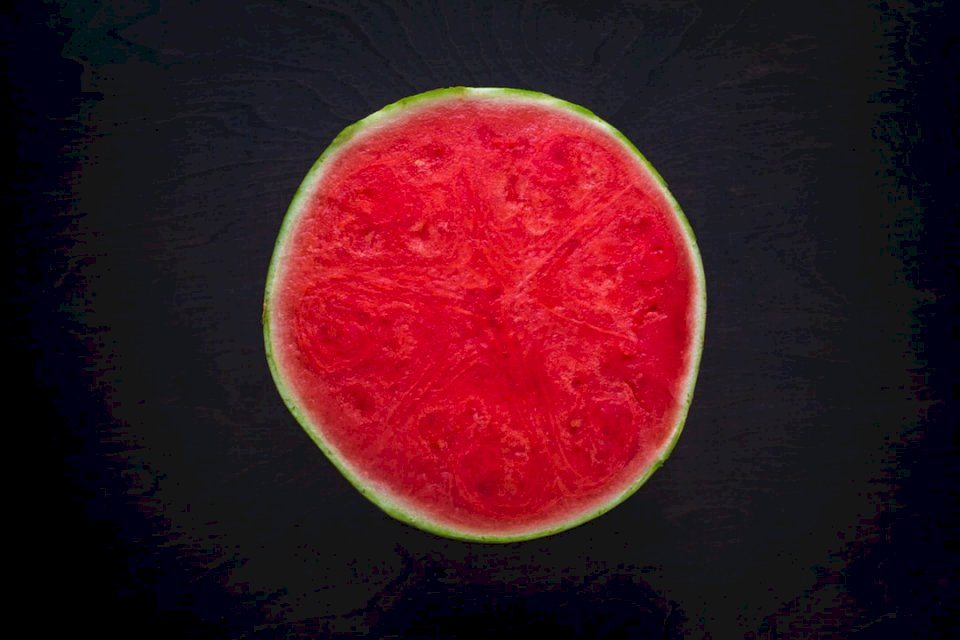 Delicious Watermelon on Dark puzzle online