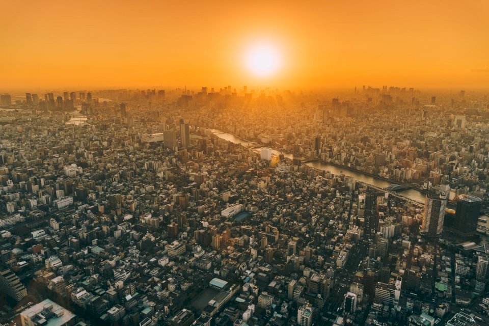 Zachód słońca nad Tokio puzzle online
