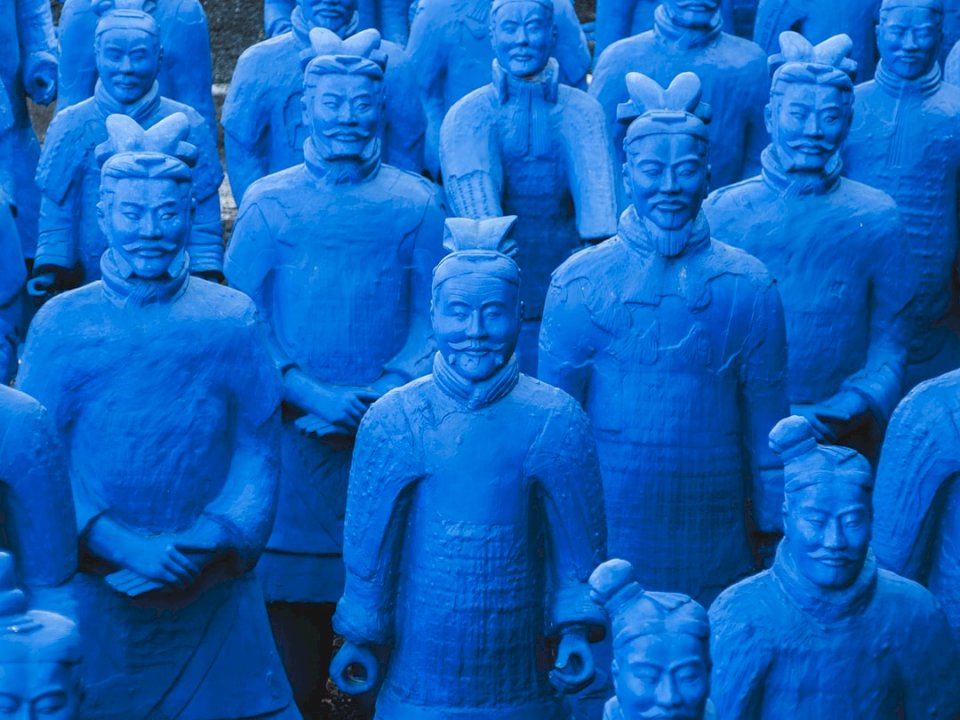 Niebieska armia z terakoty puzzle online