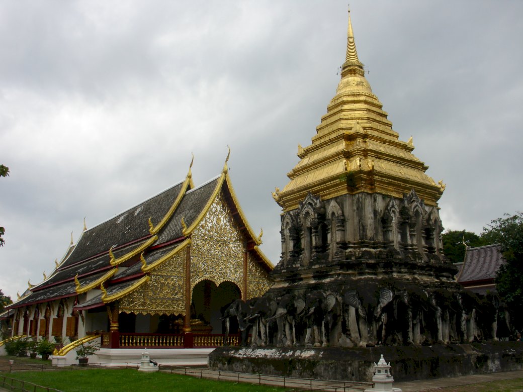 Wat Chiang Man w Chiang Mai puzzle online
