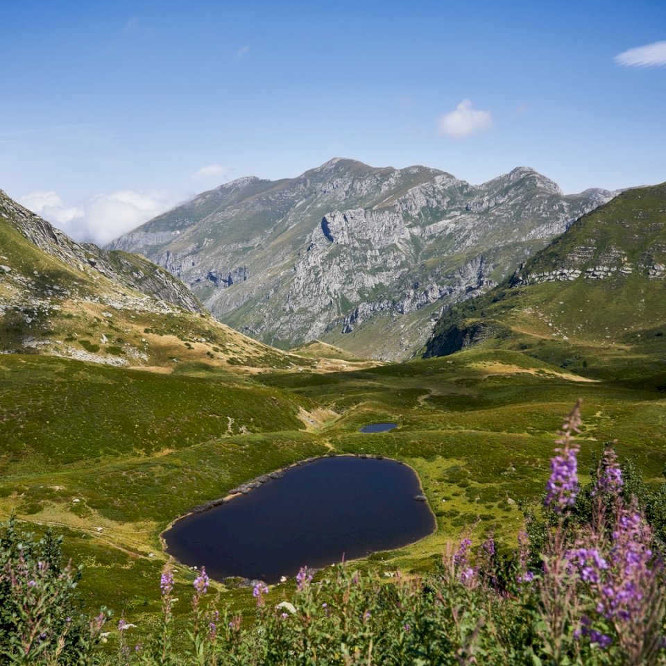Alpy, w pobliżu granicy włosko-francuskiej puzzle online