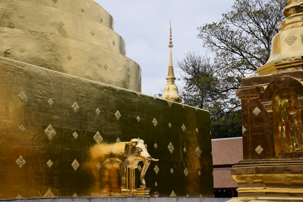 Świątynia buddyjska w Chiang Mai puzzle online