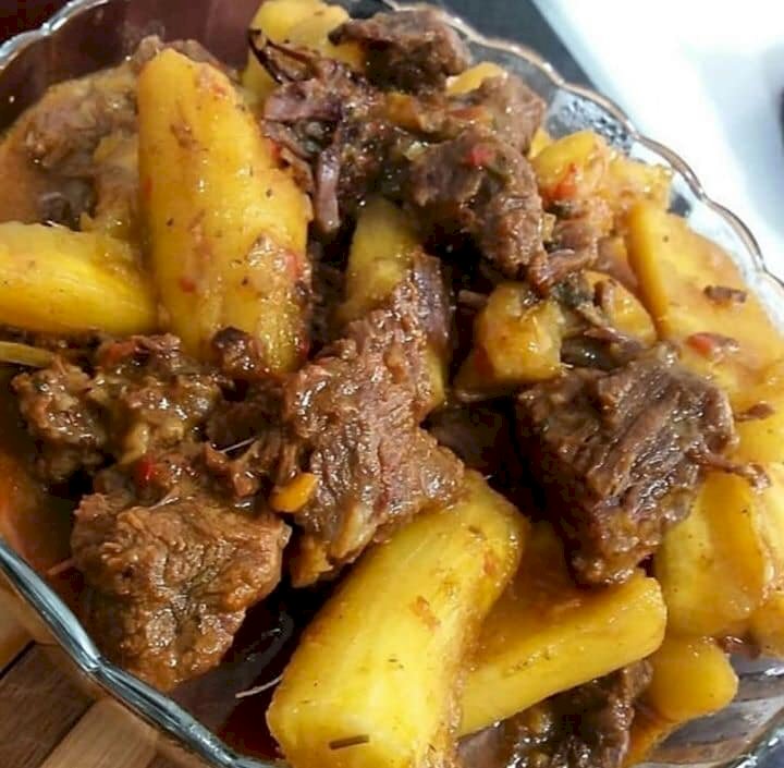 mięso i maniok i ziemniak puzzle online