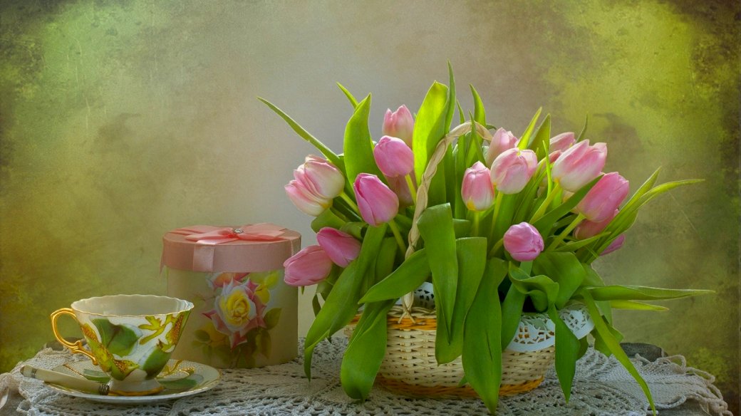 Różowe Tulipany, Filiżanka puzzle online