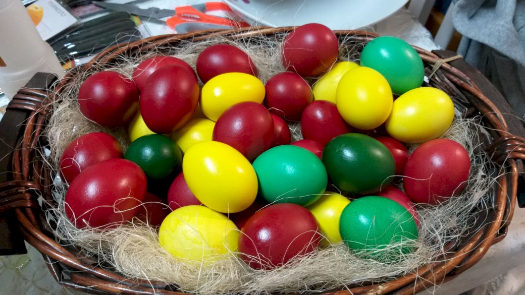 Πασχαλινά αυγά puzzle online
