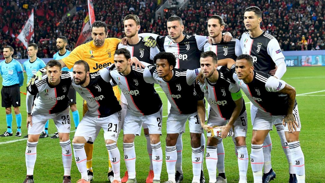 Juventus Play Jigsaw Puzzle For Free At Puzzle Factory