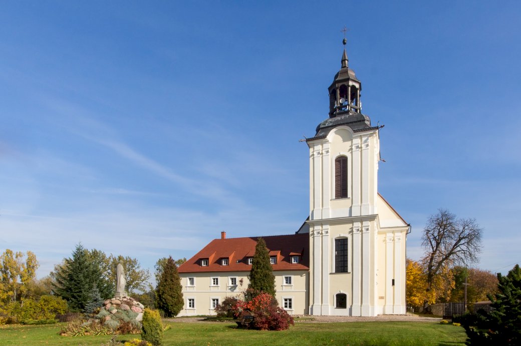 Манастир на кармелитите на разселените Рождество Najświęt пъзел