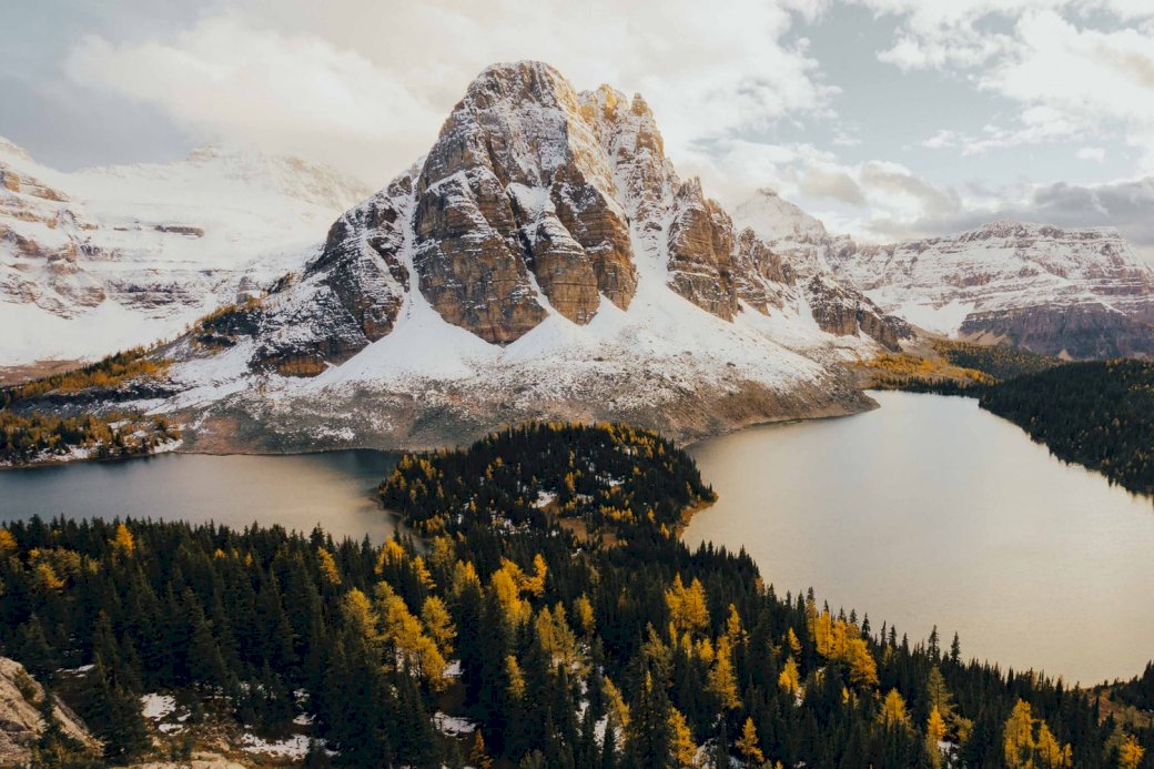 Mountains puzzle online