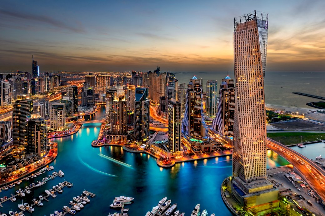 panoramiczny Dubaj za dnia puzzle online
