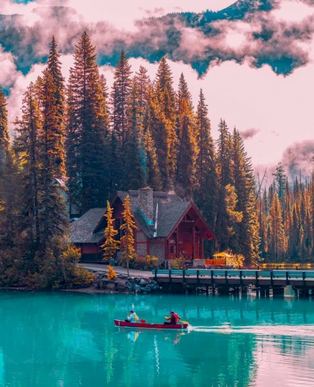Jezioro Emerald w Kanadzie. puzzle online