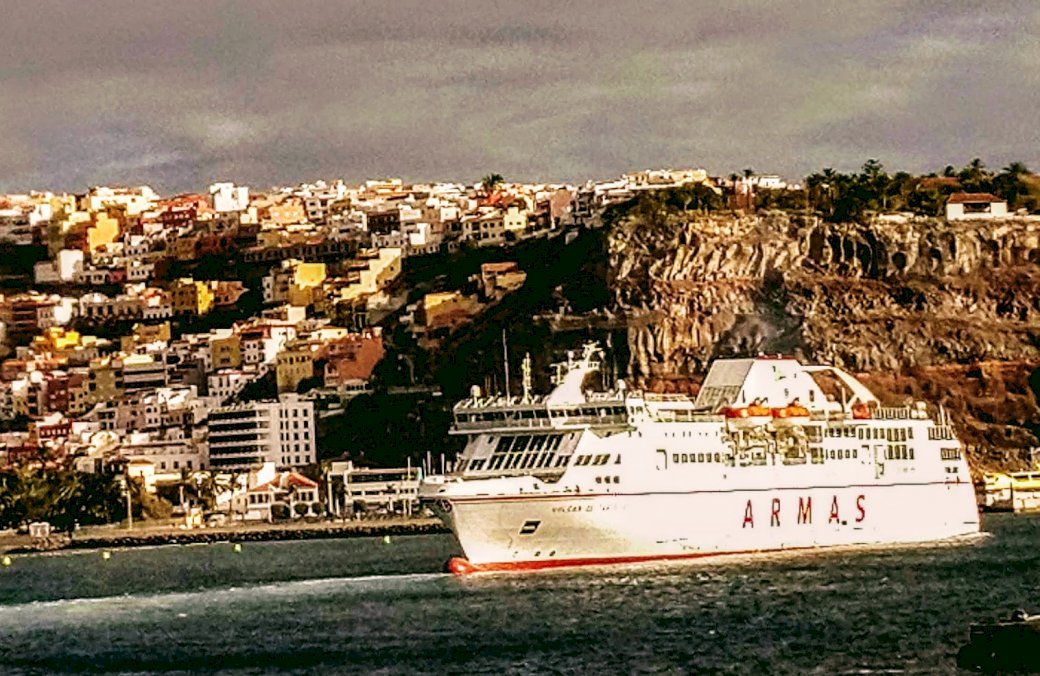Ferry Llegando a Puerto puzzle online