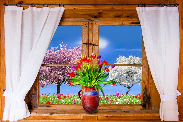 Wiosna w oknie i za oknem puzzle online