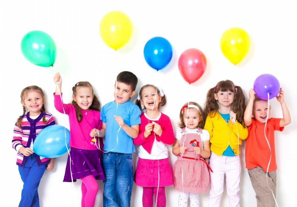 dzieci i balony puzzle online