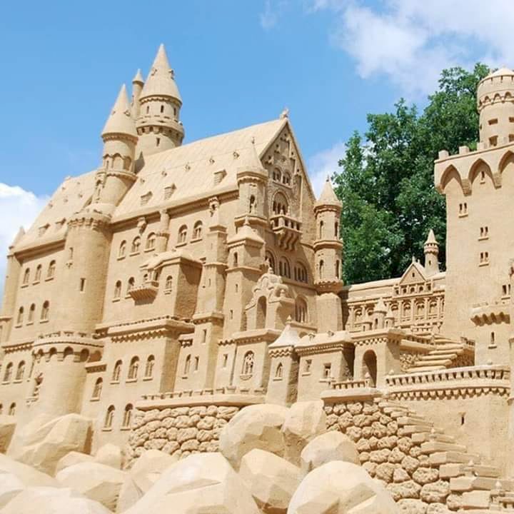 Zamek z piasku. puzzle online