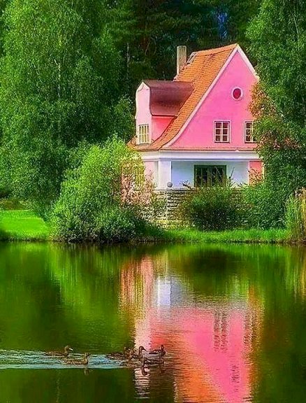 Różowy domek. puzzle online