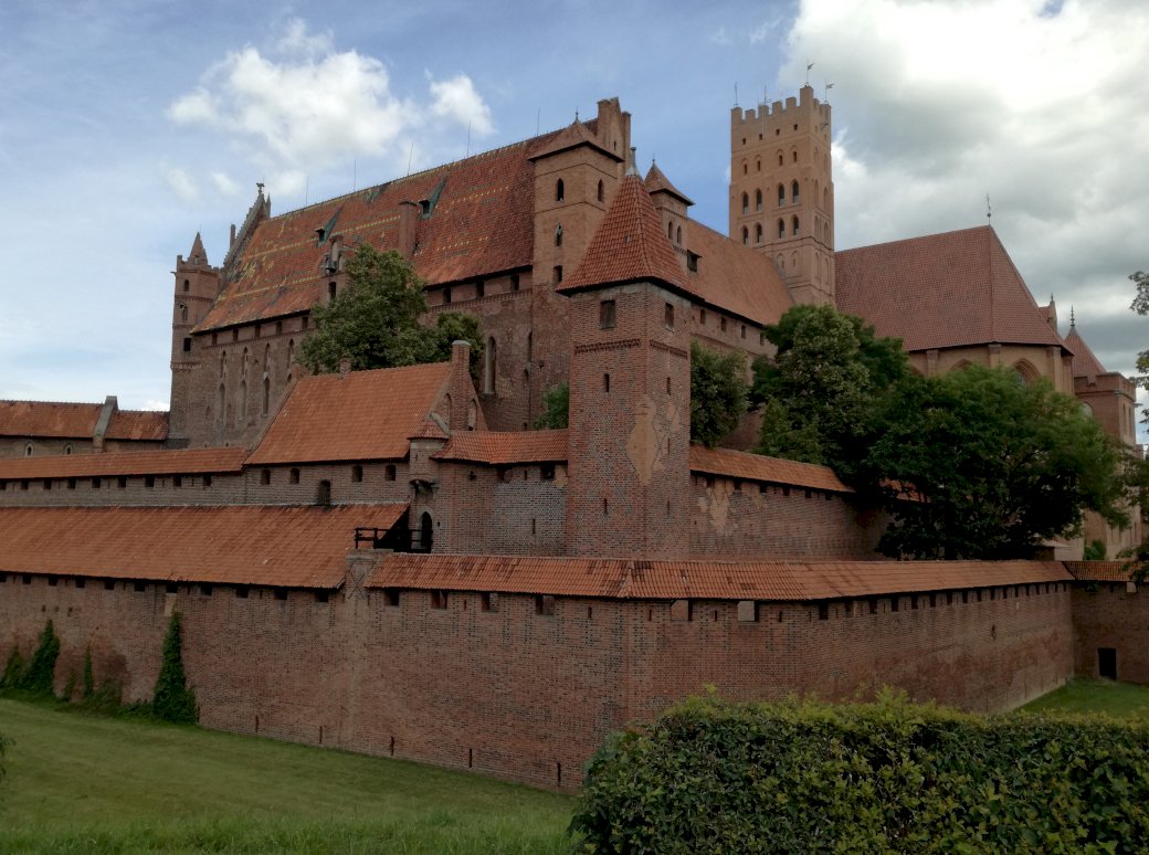 zamek w Malborku puzzle online