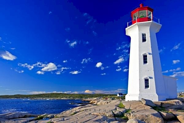 Peggy Cove Lighthouse Nowa Szkocja Kanada puzzle online