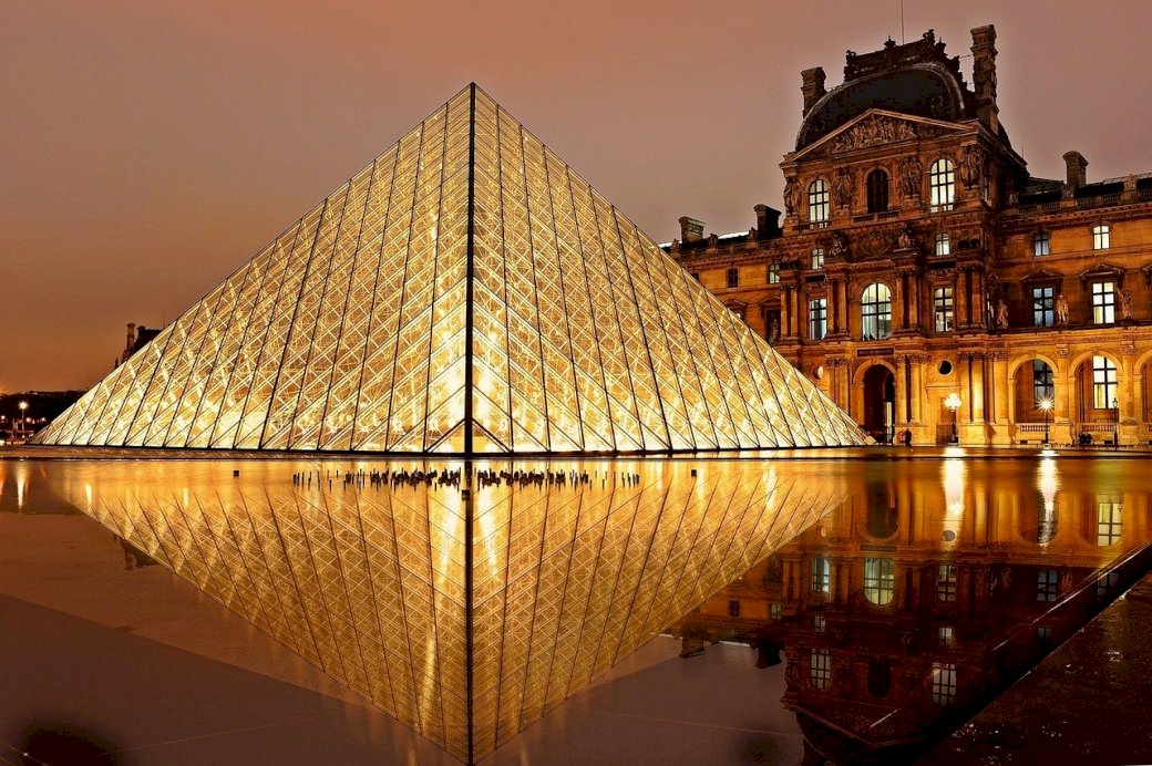 Paryska piramida puzzle online