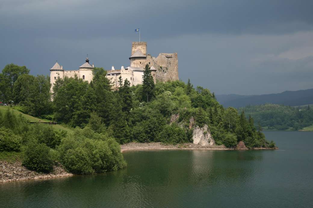 Zamek w Niedzicy puzzle online