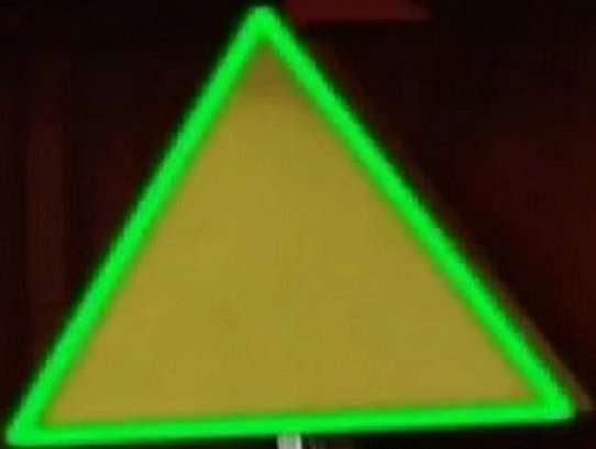 t jest dla trójkąta puzzle online