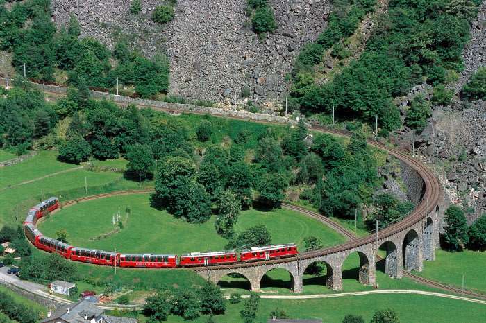 Rhaetian railways. online puzzle