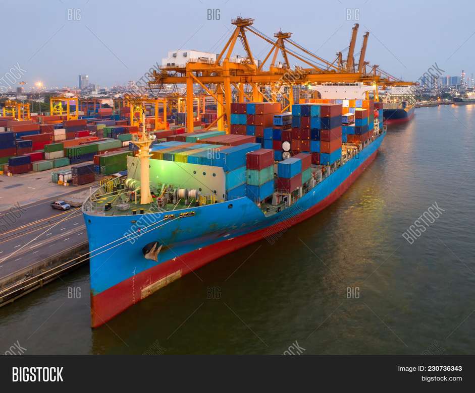 Transport morski, w działaniach logistycznych puzzle online