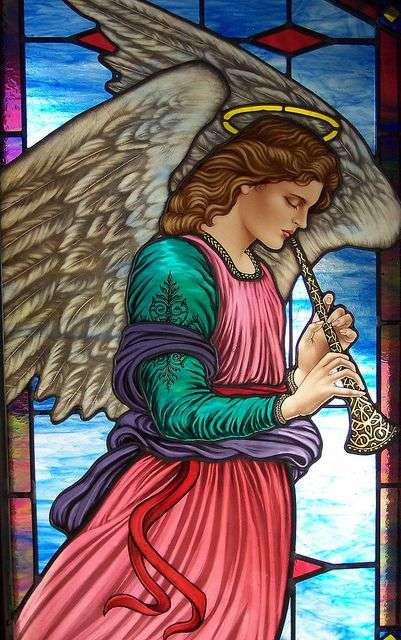 Piękny anioł z trąbką. puzzle online
