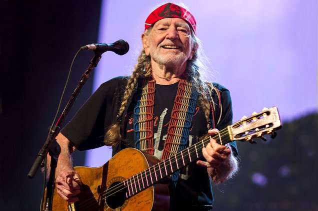 Willie Nelson - piosenkarz country puzzle online