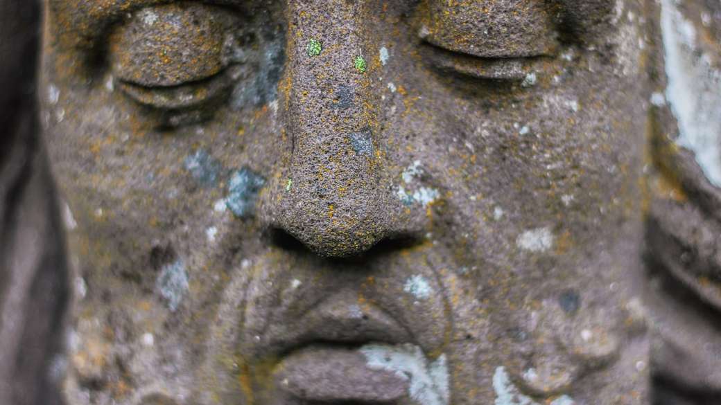 statua twarzy mężczyzny puzzle online