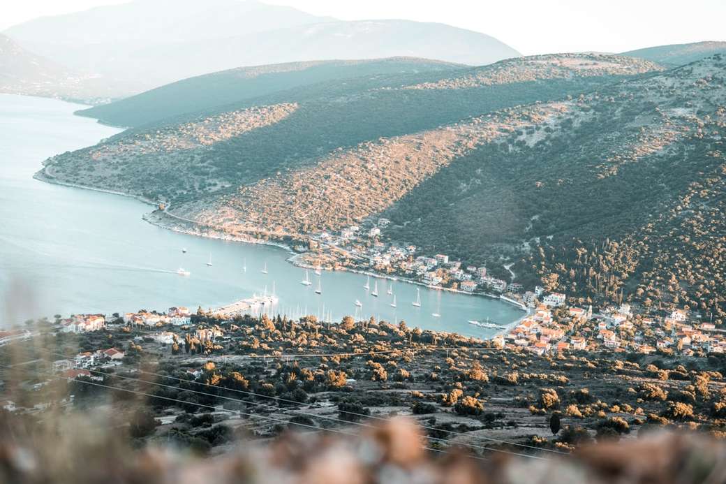 Mountain View of Agia Efimia, Kefalonia, Grecja puzzle online