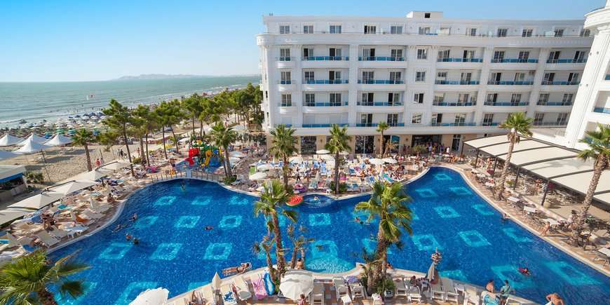 Hotel Grand Blue Fafa-Albania puzzle online