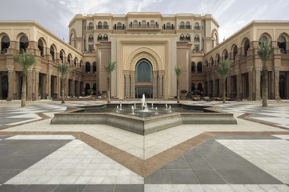 Emirates Palace Hotel & Conference Center puzzle online