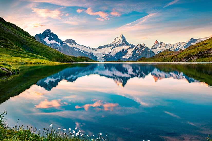 Górskie jezioro w Szwajcarii puzzle online