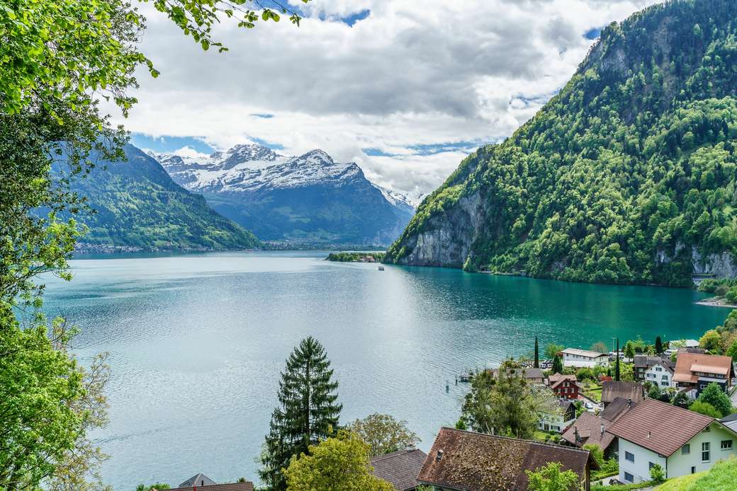 Jezioro Czterech Kantonów w Szwajcarii puzzle online