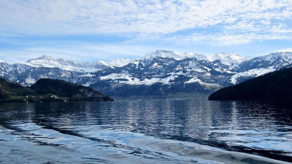 Jezioro Czterech Kantonów w Szwajcarii puzzle online