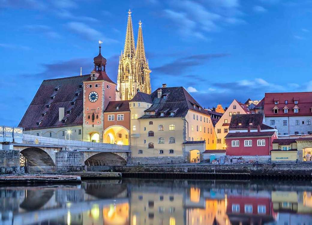 Regensburg mit Brücke und Kirche Puzzle