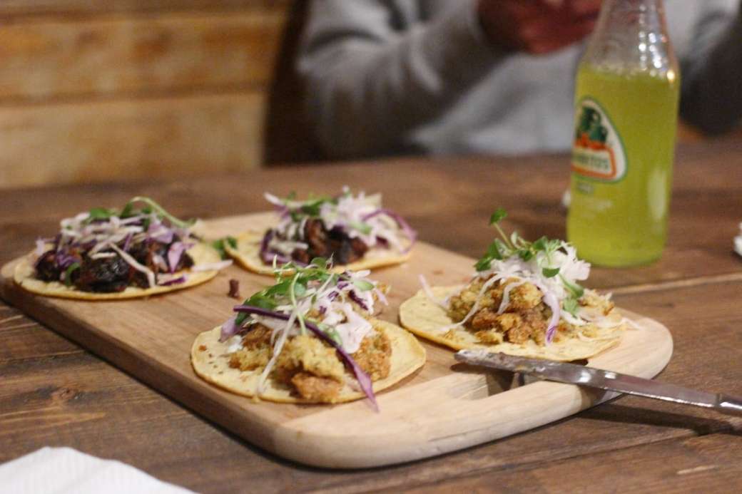 na stole cztery miękkie tacos puzzle online