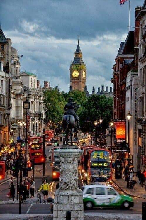 Trafalgar Square, London pussel