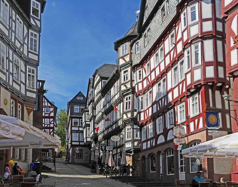 Stare miasto Marburg an der Lahn puzzle online