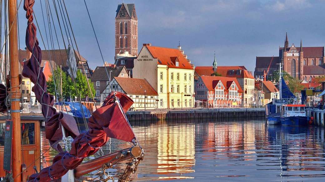 Miasto Wismar nad Morzem Bałtyckim puzzle online