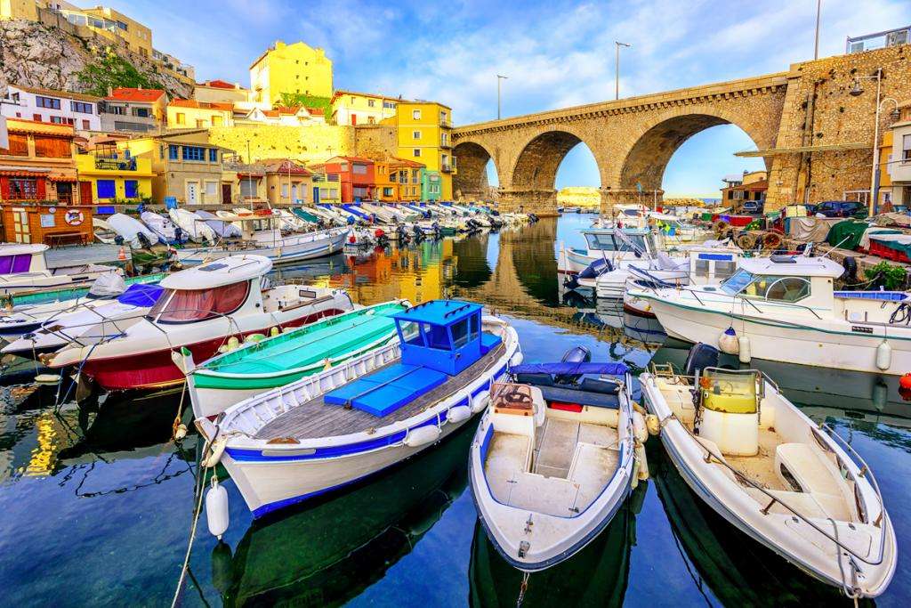 Marsylia miasto portowe nad Morzem Śródziemnym puzzle online