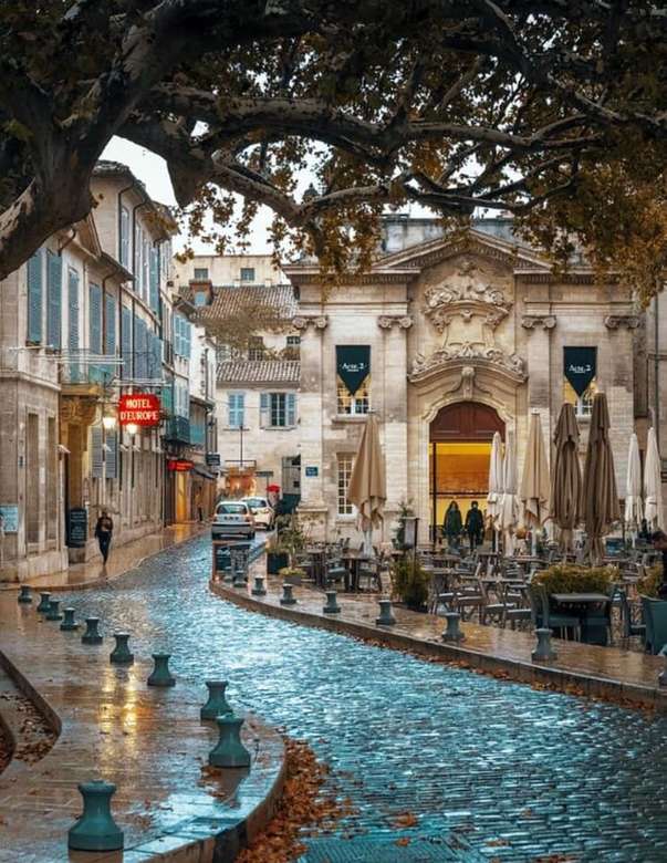 Piękny widoczek Avignon, Francja puzzle online
