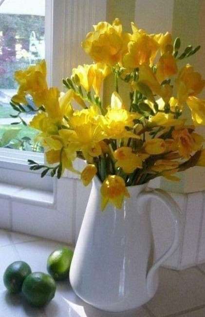 śliczny bukiet żółtych kwiatów puzzle online