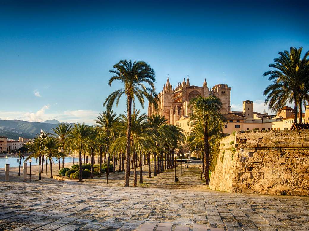 Katedra na Majorce w Palmie puzzle online
