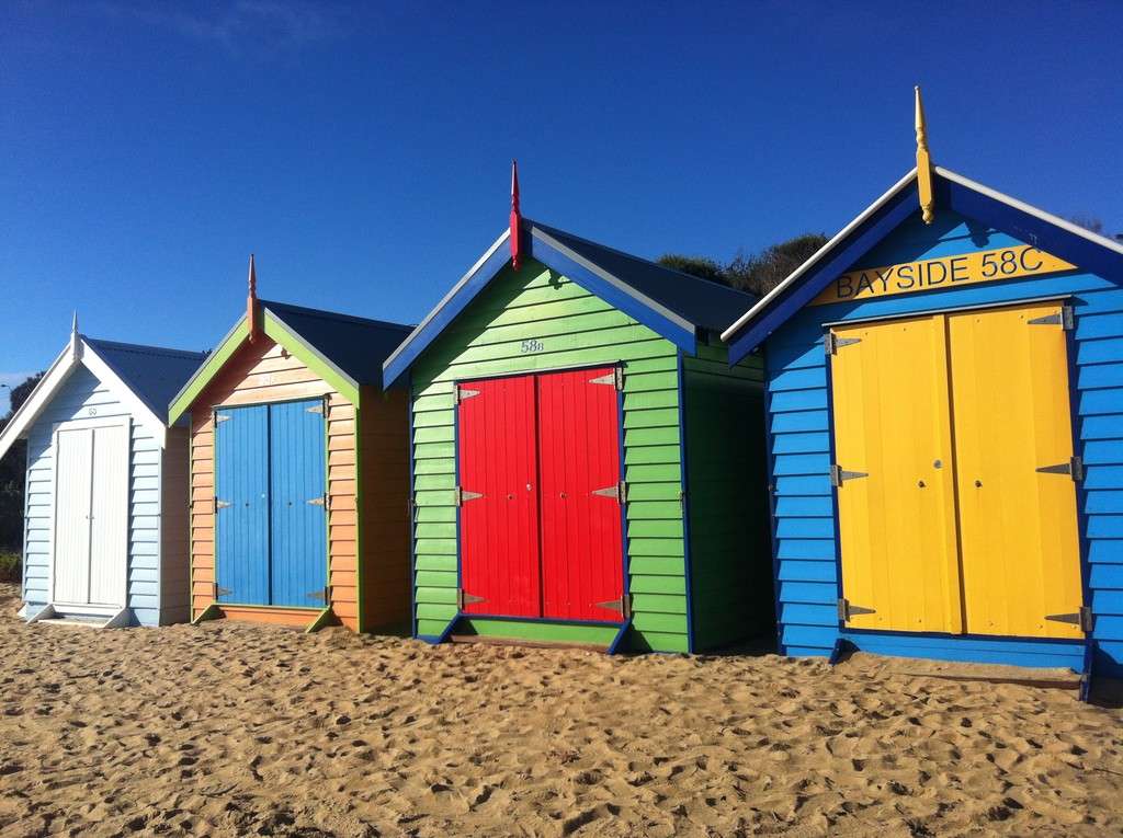 Brighton Beach Huts GB puzzle online