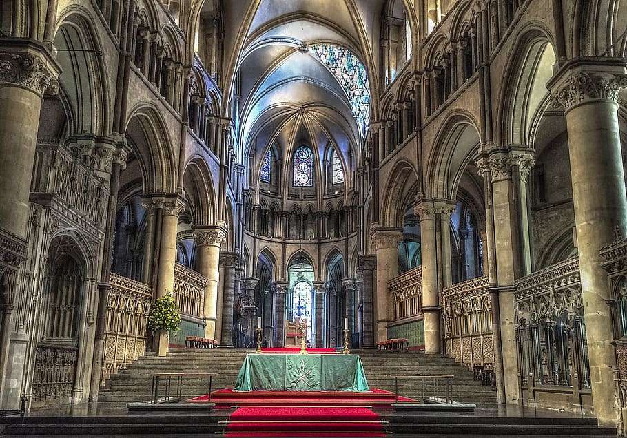 Katedra w Canterbury od wewnątrz puzzle online