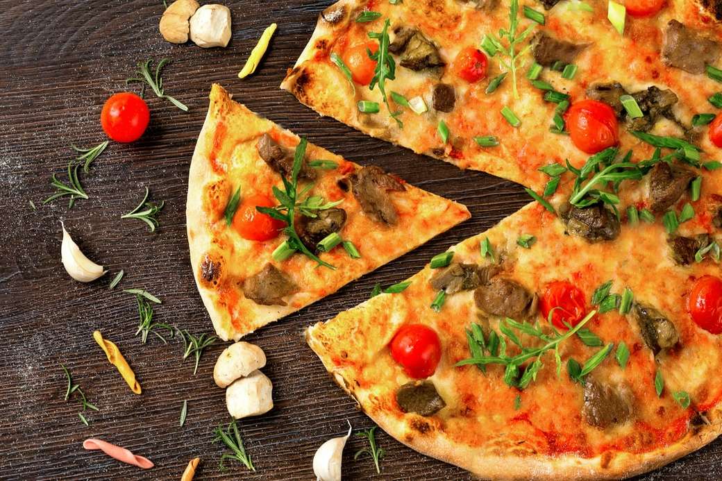pizza z ziołami i grzybami puzzle online