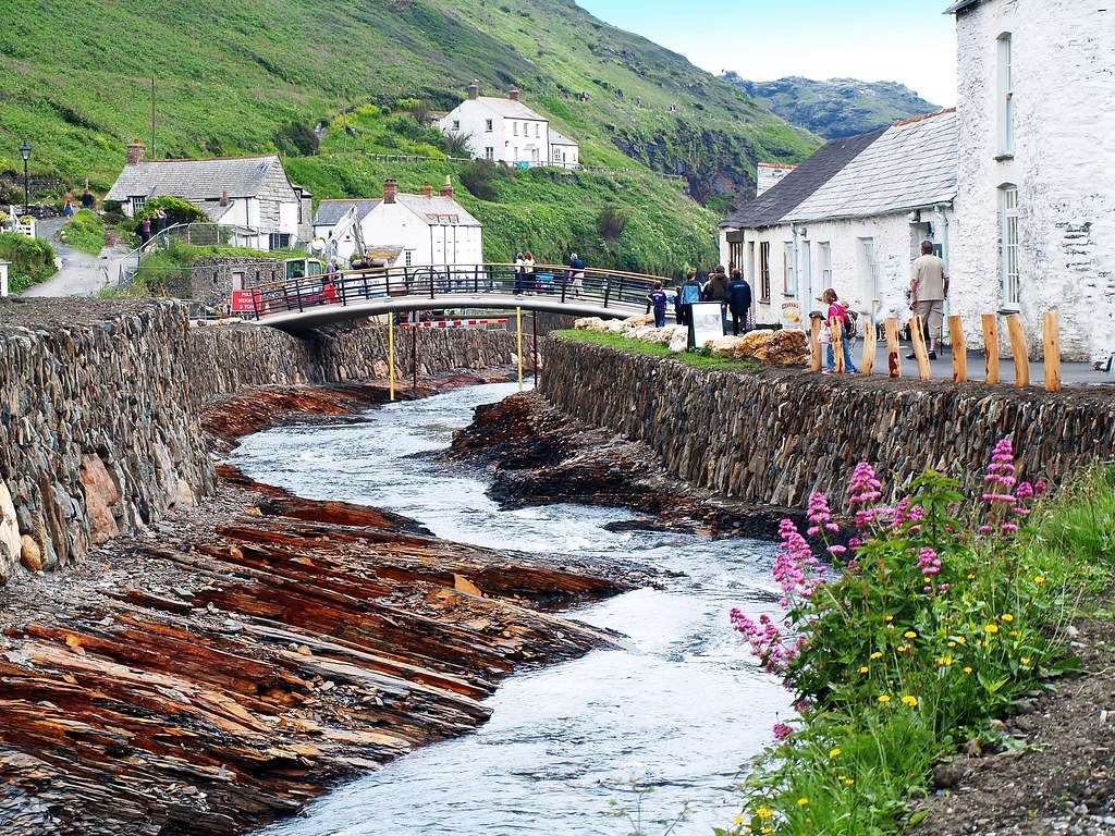 Boscastle Cornwall Anglia puzzle online