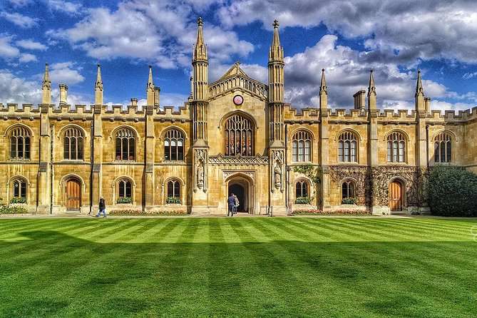 Cambridge University England puzzle online